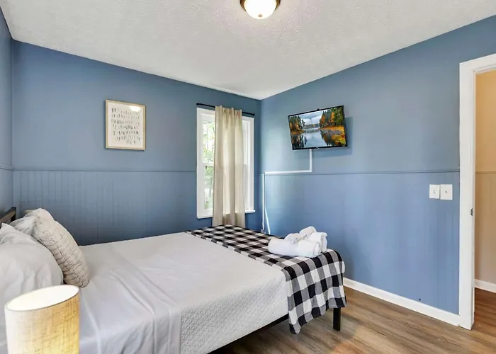 The Lucky 7's Inn-5 Beds Holiday home